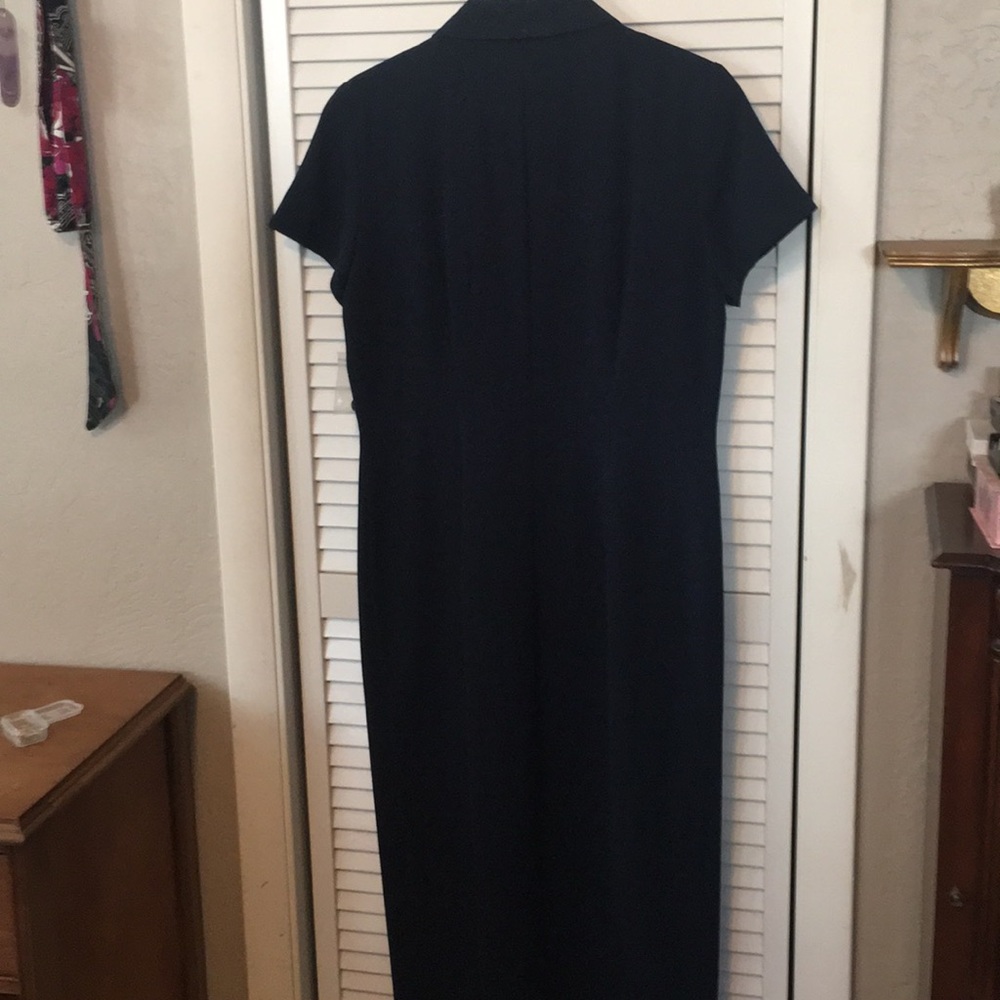 Dress - Picture 3 of 3